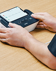 Tuotekuva: Omron® Complete™ EKG- ja olkavarsiverenpainemittari, 2-in-1