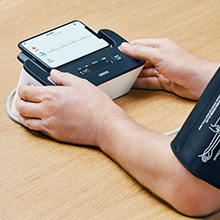 Tuotekuva: Omron Complete EKG- ja verenpainemittari